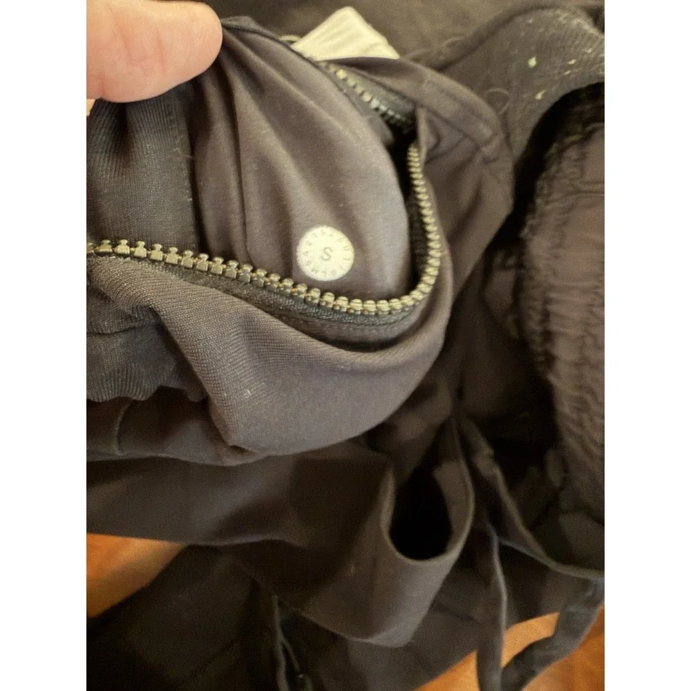 Lululemon Men's ABC Joggers Black Size Small S Tapered Ankle Drawstring Athletic